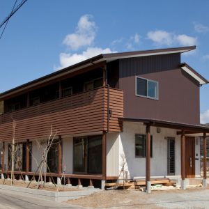 古き日本の景観を保つ<br>街並みの景色となる家