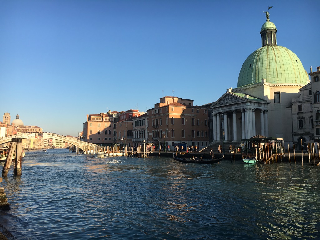 イタリア旅行3　ミラノの運河、トラム、駅