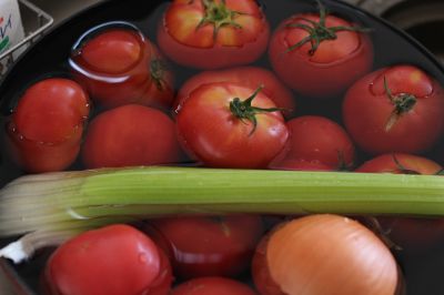 トマトの塩麹、夏の野菜を使った薬膳