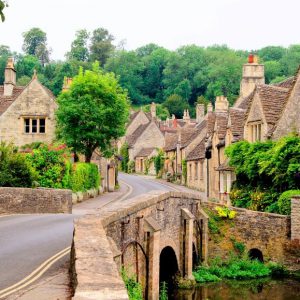 古ければ古い程価値が上がるイギリスの家