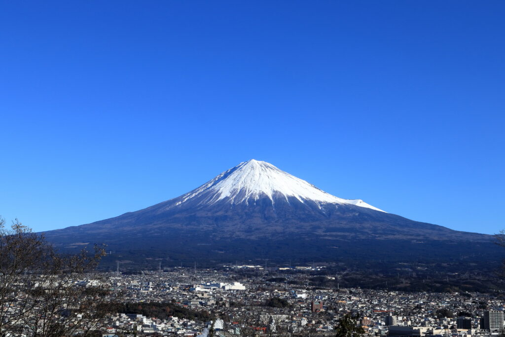 富士山です。富士山とともに暮らしたいですね。