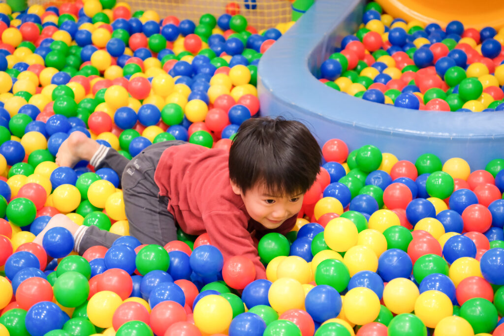 子どもの遊ぶ音が気になることもありますね