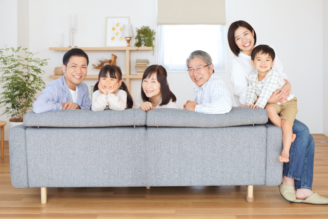 二世帯住宅の建築にかかる費用はどれくらい?相場や費用を抑えるポイントを富士市の工務店が解説