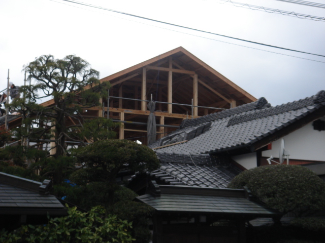 ご自身の山の木を使った長期優良住宅先導モデル、上棟