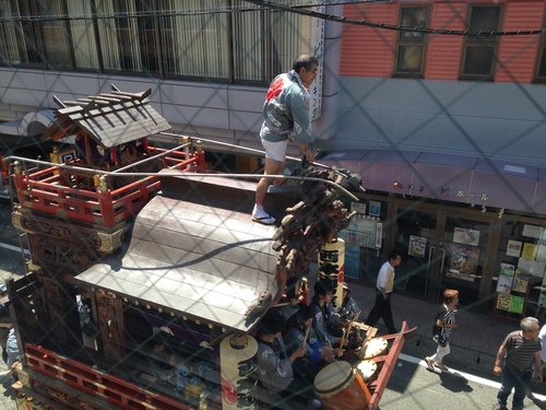 自分達で楽しみながら、センス良く住まわれているお宅でした。